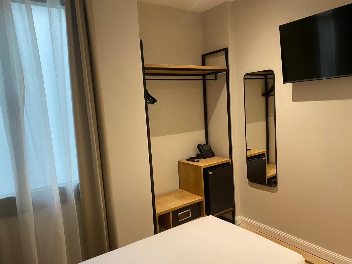 Fontanella By Bcn Urban Rooms Барселона Екстер'єр фото
