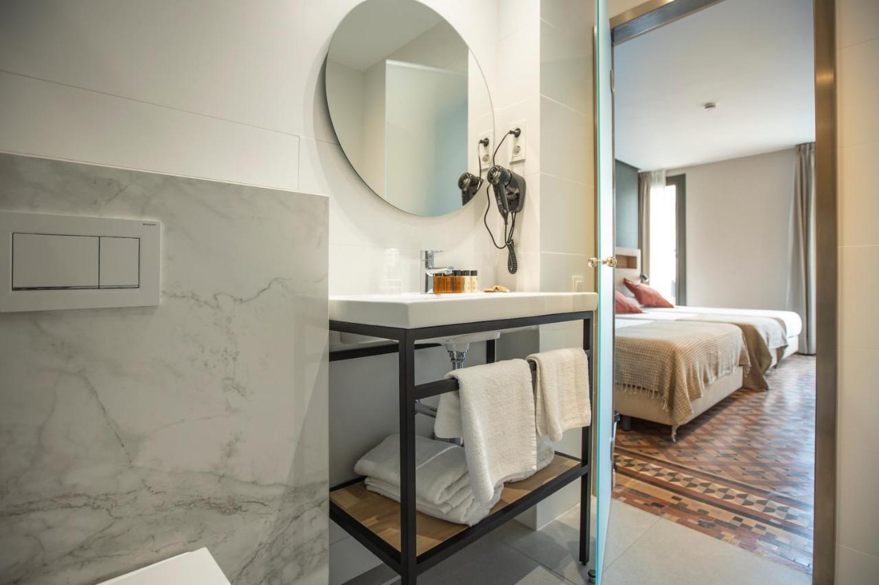 Fontanella By Bcn Urban Rooms Барселона Екстер'єр фото